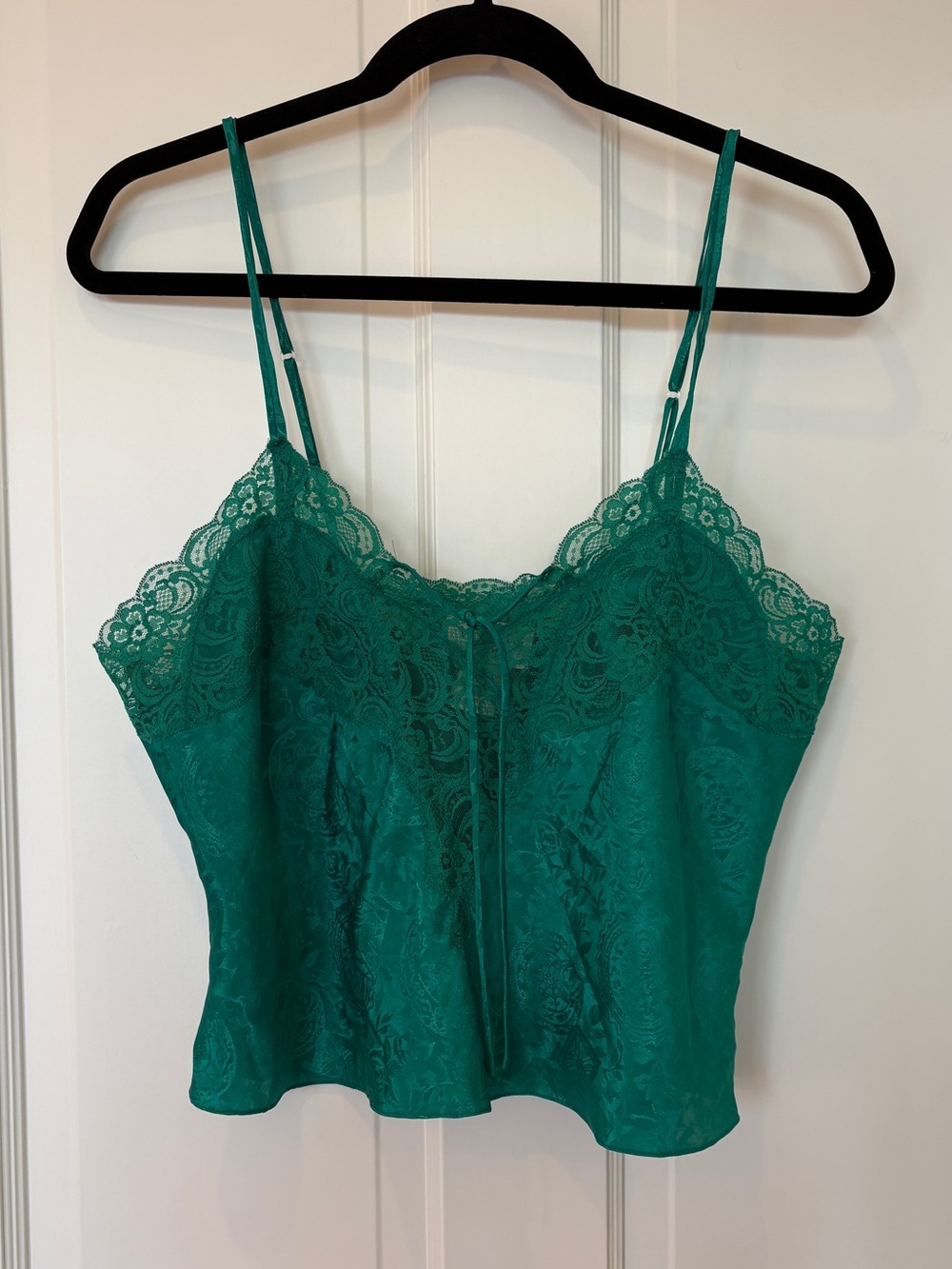 Victoria’s Secret Gold Label Lace Trim Cami
